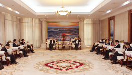 高登榜董事長會見振華重工集團(tuán)黃慶豐總裁