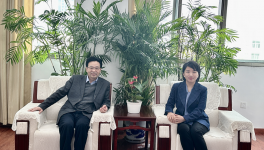 水泥人網總監張蘭一行到訪江西萬年青水泥集團